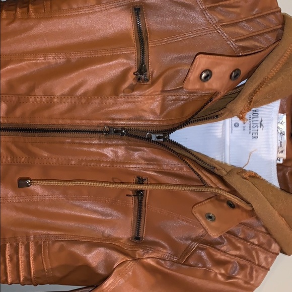 Ai-Pai Fashion Leather Jacket w/ Hood - Picture 3 of 4